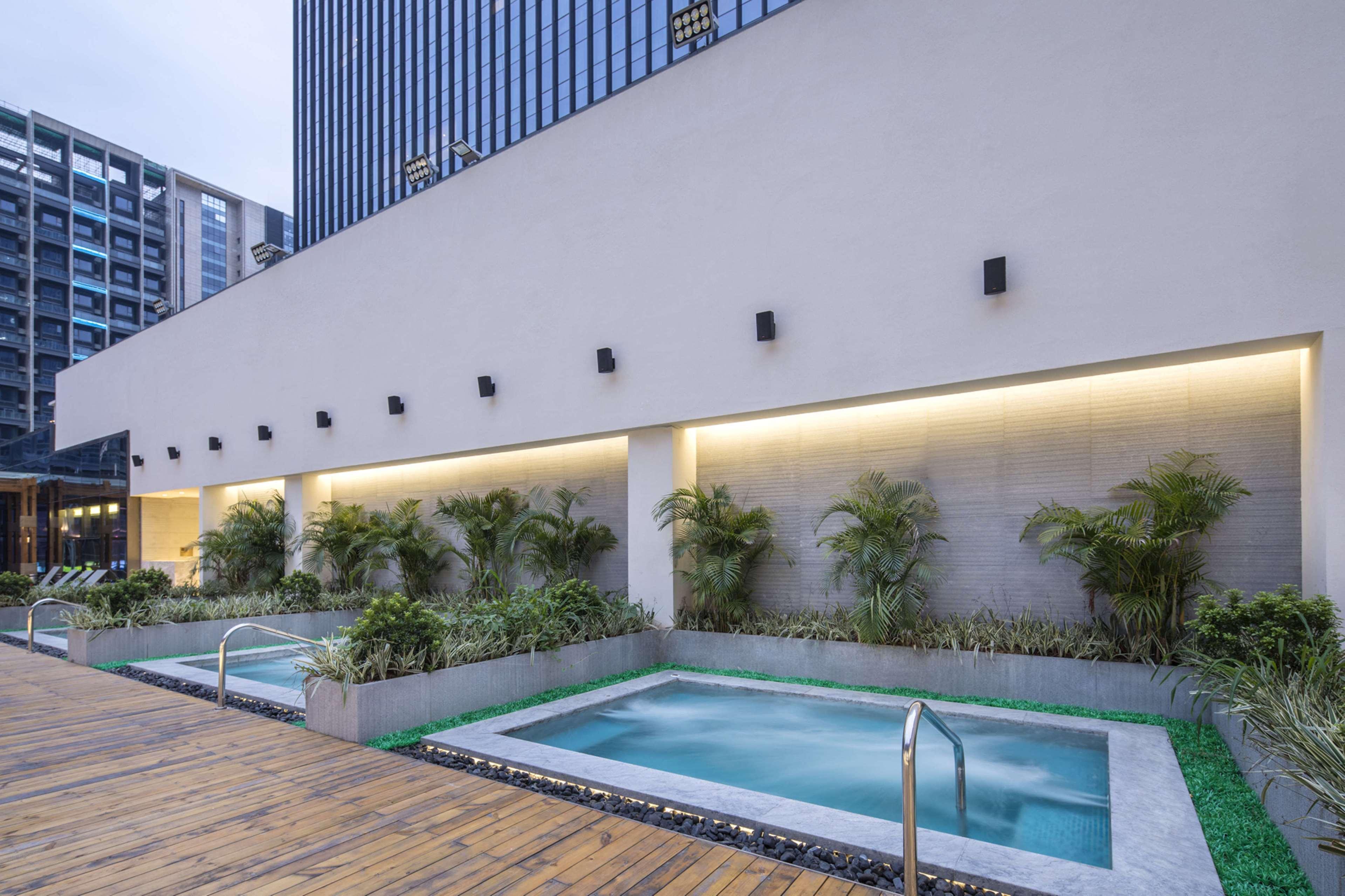 Doubletree By Hilton Hotel Shenzhen Longhua, Near Huawei, Foxcnn, Shenzhen North Railway, Uniwalk & Uniworld Shopping Mall, Sam'S Club Экстерьер фото