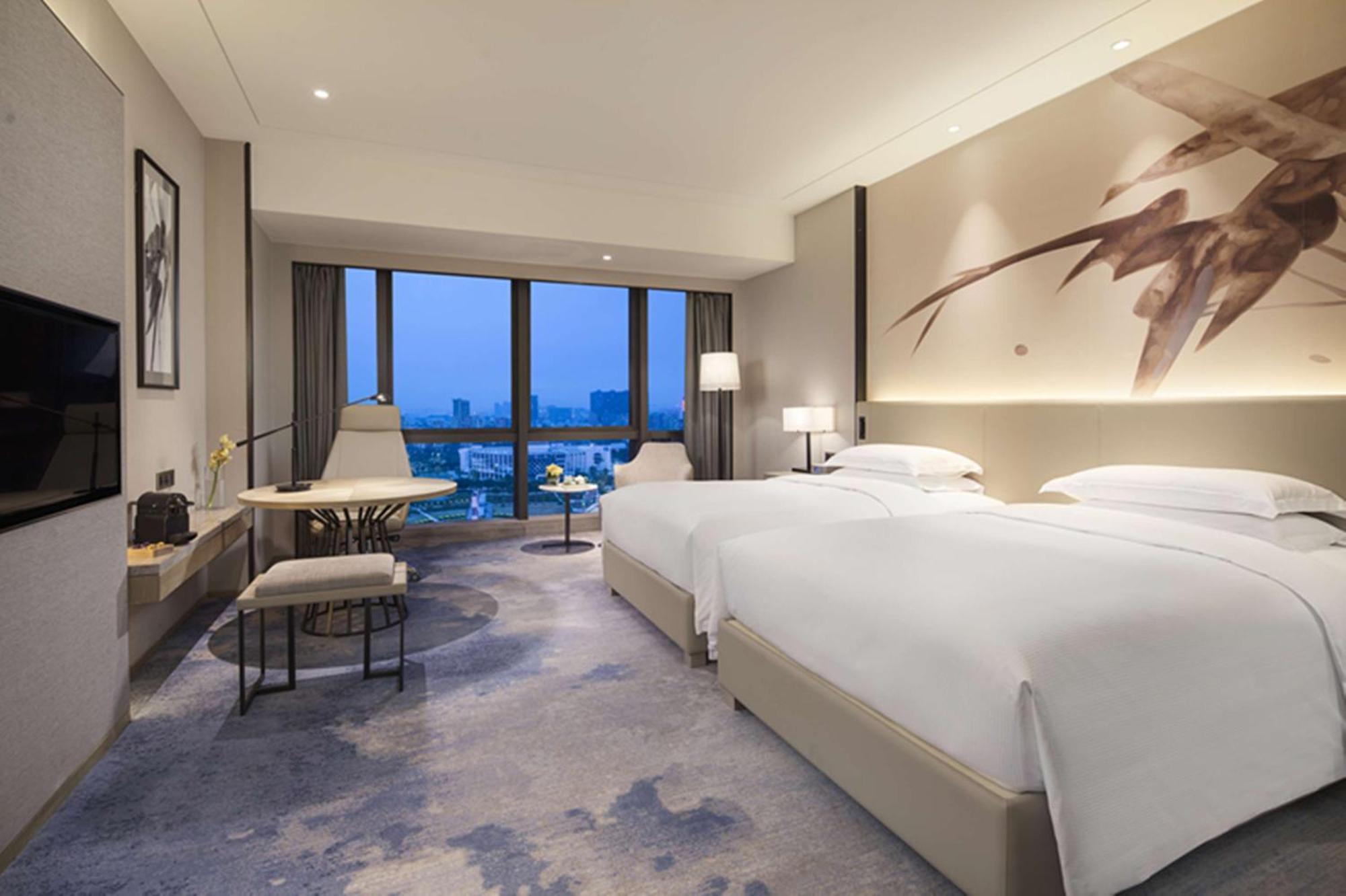 Doubletree By Hilton Hotel Shenzhen Longhua, Near Huawei, Foxcnn, Shenzhen North Railway, Uniwalk & Uniworld Shopping Mall, Sam'S Club Экстерьер фото