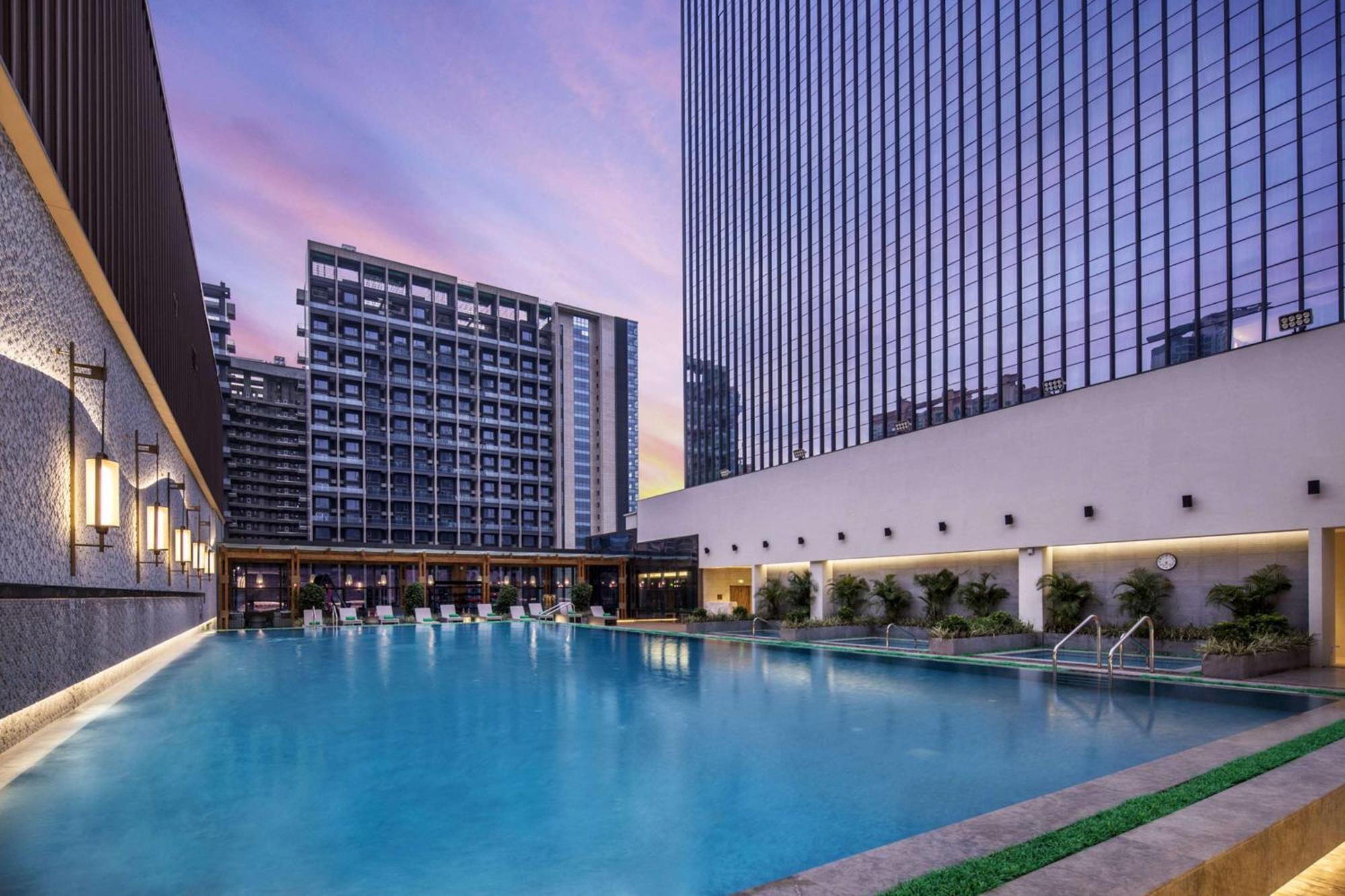 Doubletree By Hilton Hotel Shenzhen Longhua, Near Huawei, Foxcnn, Shenzhen North Railway, Uniwalk & Uniworld Shopping Mall, Sam'S Club Экстерьер фото