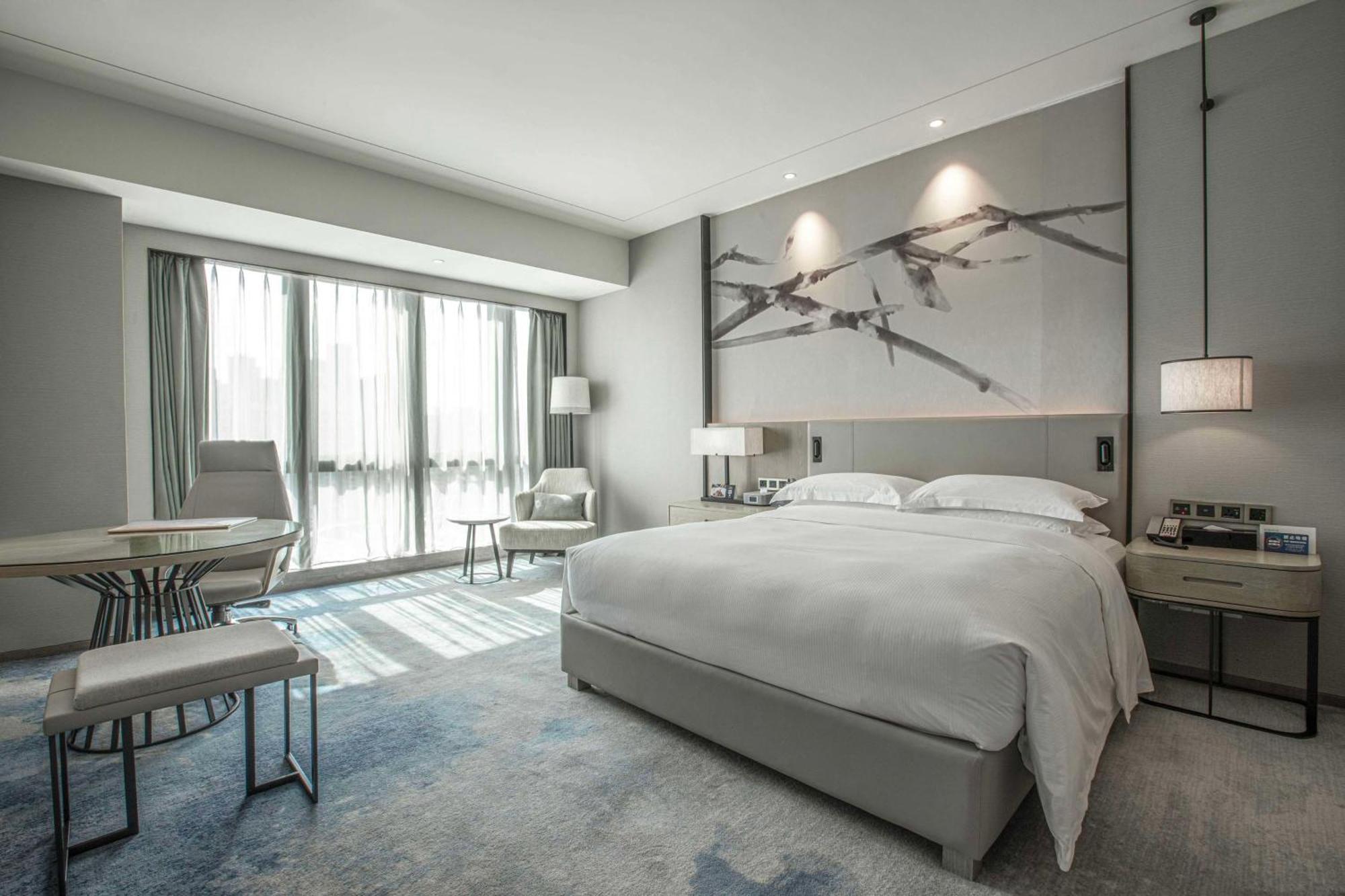 Doubletree By Hilton Hotel Shenzhen Longhua, Near Huawei, Foxcnn, Shenzhen North Railway, Uniwalk & Uniworld Shopping Mall, Sam'S Club Экстерьер фото